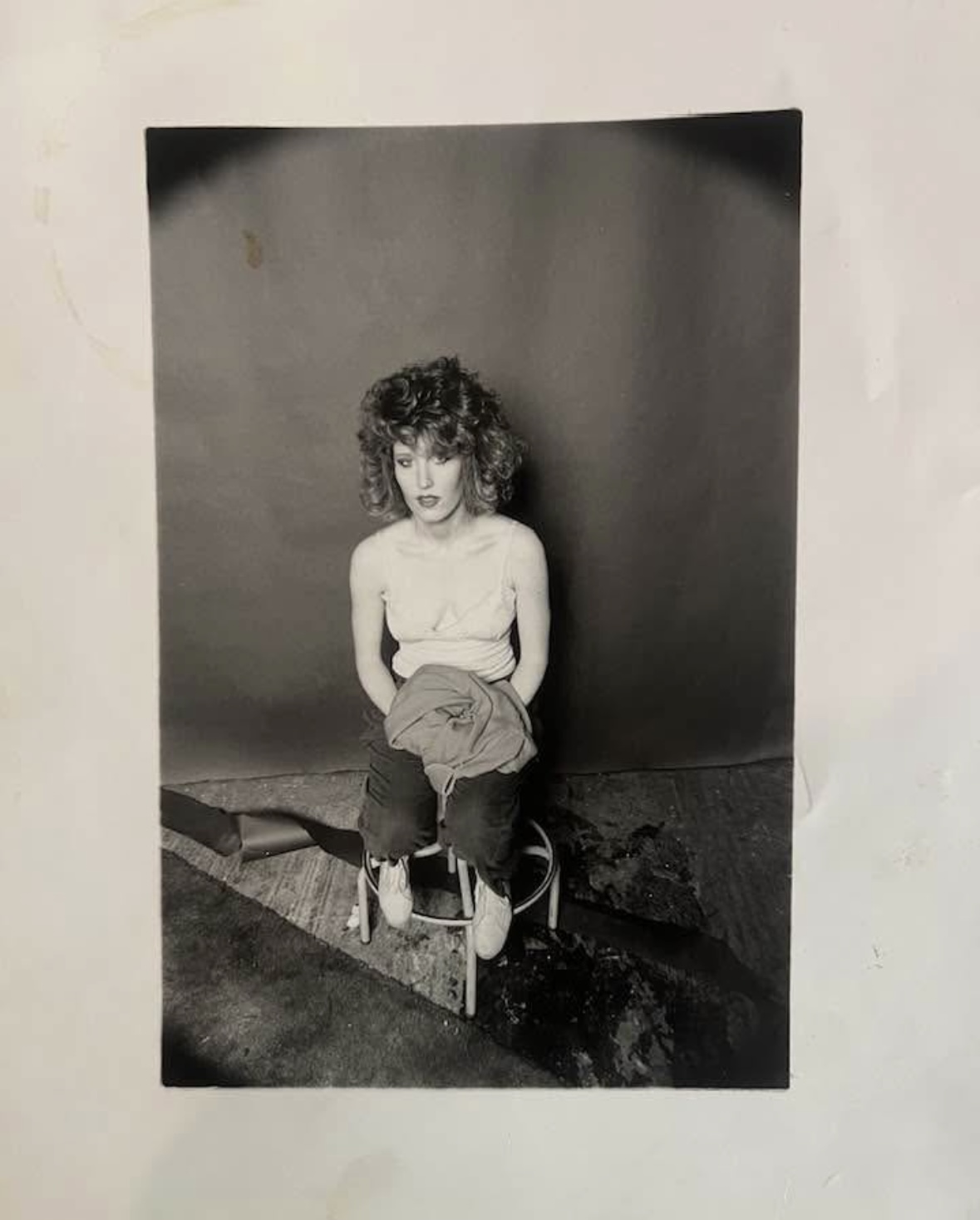 Annie%20Tate%20in%20studio